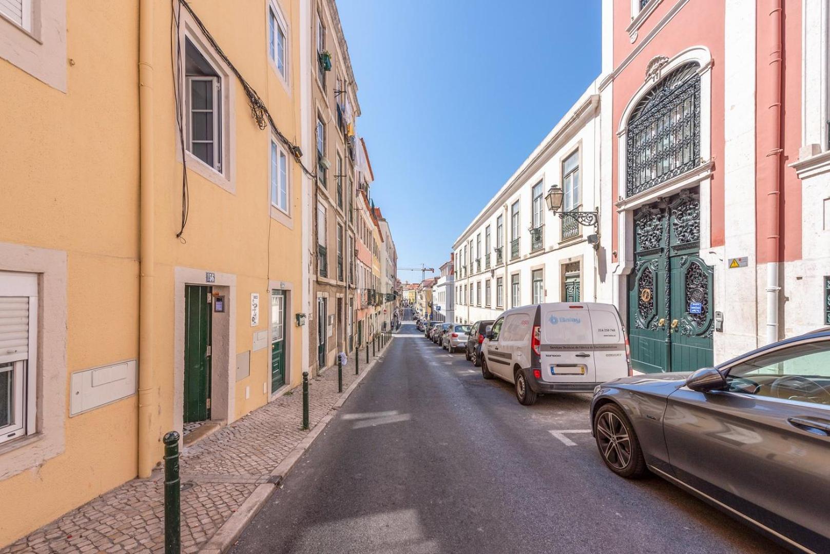 Guestready - Bright And Cozy Studio In Lisbon Bagian luar foto