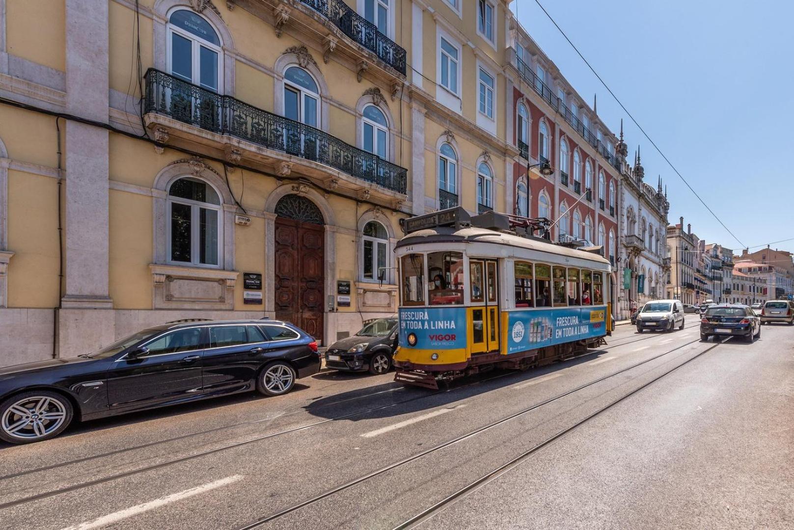 Guestready - Bright And Cozy Studio In Lisbon Bagian luar foto